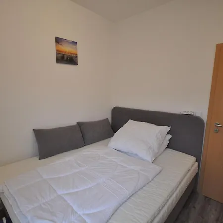 Nr 201 - Am Tief * نايهالينجازييل